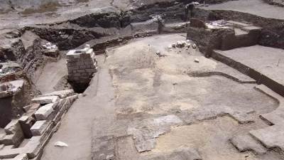 البعثة الأثرية المصرية تنحج في الكشف عن بقايا صالة أعمدة معبد بوتو