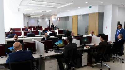 انتظام عمل عدة إدارات بمقر مجلس الوزراء بالعاصمة الإدارية 