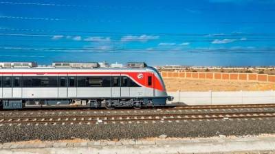 بـ6 جنيهات.. خدمة جديدة لركاب القطار الكهربائي الخفيف 