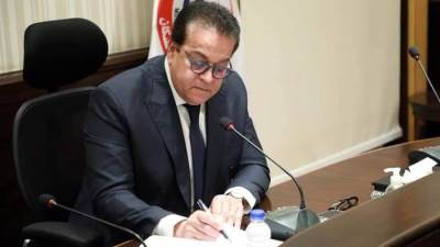 وزير الصحة يبحث مع ممثلي جامعة «نورث وسترن» الأمريكية