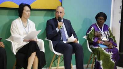 الدكتور سويلم يختتم فعاليات "جناح المياه" ضمن مؤتمر المناخ COP27