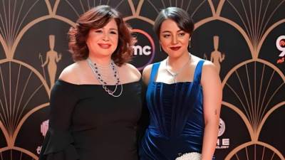 إلهام شاهين تدافع عن قبلة ابنة شقيقتها بفيلم صاحبتي وتعلق.. أنا مطمنة علي مستقبلك