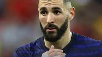 فرنسا تعلن تشخيص إصابة بنزيما وتؤكد غيابه عن مونديال قطر 2022