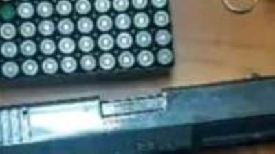 جمارك مطار الغردقه تضبط محاولتى تهريب طبنجة وعدد من الطلقات والأدوية البشرية