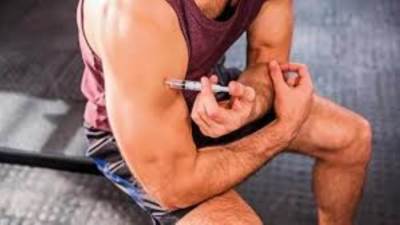 مخاطر تناول هرمونات النمو لزيادة الكتلة العضلية.. احذرها