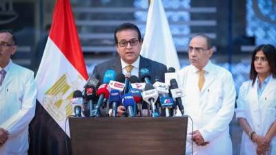 وزير الصحة يحذر من مخاطر استخدام المضادات الحيوية في حالات الإصابة بـ«الفيروس المخلوي»