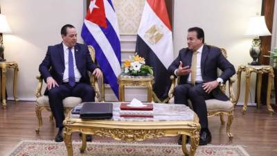 وزير صحة كوبا يُشيد بجهود الدولة المصرية للإرتقاء بالمنظومة الصحية