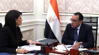 رئيس الوزراء يبحث مع المشاط نتائج لقاءاتها ومبادرات "التعاون الدولي" خلال قمة المناخ
