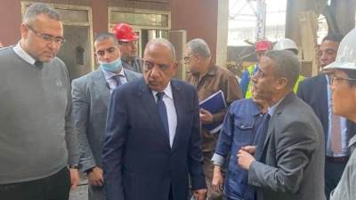 في جولة مفاجئة.. وزير قطاع الأعمال يتفقد شركتي الدلتا للصلب والعربية للأدوية