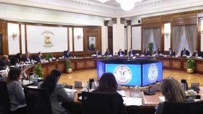 مدبولي يستعرض مجموعة من البرامج المستهدفة لزيادة الاحتياطيات من الدولار