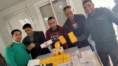 جمارك السلوم تضبط محاولة تهريب عدد من الهواتف المحمولة والساعات الذكية