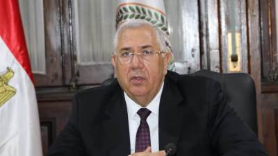 القصير يلتقي مسئولى شركة أمات للدواجن السعودية.. ويؤكد على دعم الدولة للمستثمرين