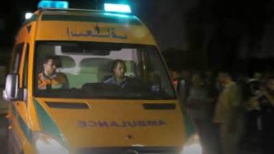 مصرع شخص وإصابة 24 إثر تصادم سيارتين على الطريق الصحراوى بالمنيا