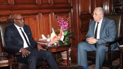 القصير يبحث مع وزير الثروة الحيوانية التشادي آفاق التعاون بين البلدين