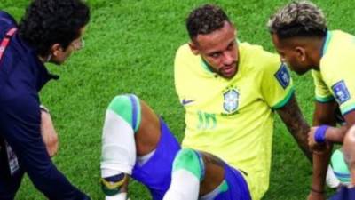 كأس العالم 2022 .. نيمار يغيب عن دور المجموعات بسبب "إصابة الكاحل"