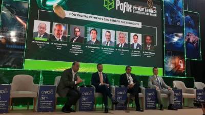 خلال جلسة تأثير المدفوعات الرقمية على الاقتصاد: تطوير رحلة العملاء الرقمية من بدايتها لنهايتها