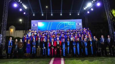 الجامعة الفرنسية في مصر تشهد تخرج دفعة جديدة من طلاب كليّاتها