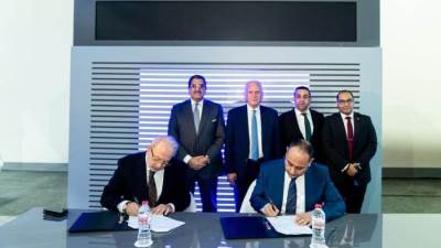 "إي نابل" توقع اتفاقية تعاون مع "أي سكور" لتزويدها بحلول مراكز الاتصال المتكاملة