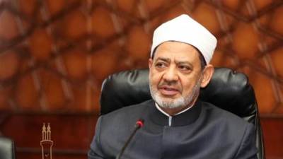 شيخ الأزهر يهنئ رئيس الإمارات باليوم الوطني الـ51