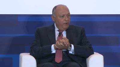 شكري يستعرض رؤية مصر إزاء مختلف القضايا الإقليمية في جلسة حوارية خاصة