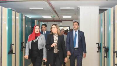 وزيرة الثقافة تتفقد دار الكتب والوثائق القومية وتوجه برفع كفاءة منظومة التأمين