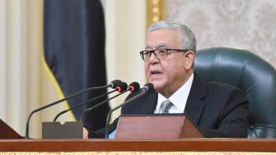 رئيس مجلس النواب يدعو للاهتمام بمناقشات قانون "التصالح في مخالفات البناء"