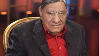 الشوربجي ناعيًا مفيد فوزي: كان محاورًا متميزًا وصاحب بصمة فريدة