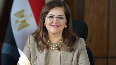 وزيرة التخطيط تشارك في فعاليات افتتاح محور التعمير بالإسكندرية 