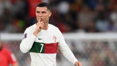 رسميًا.. رونالدو ينضم للنصر السعودي لمدة موسمين ونصف 