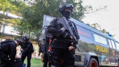 إصابة 3 ضباط فى إندونيسيا إثر وقوع انفجار داخل مركز شرطة