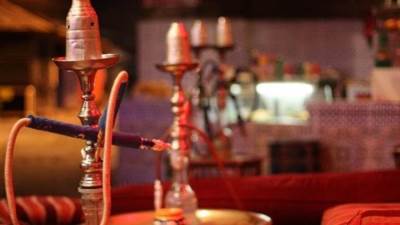 بدءًا من الأحد المقبل.. السماح بتقديم الشيشة في الكافيهات برخصة خاصة