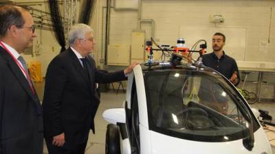 على هامش مُنتدى الاستثمار.. وزير التعليم العالي يزور جامعة سيتي لندن