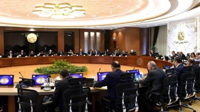 الحكومة توافق على إجراءات لتيسير اشتراطات الحصول على الرخصة الذهبية