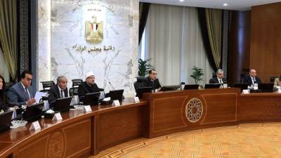 رئيس الوزراء: تشكيل لجنة عليا للمؤتمر العالمى للترويج للاستثمار فى مصر 2023