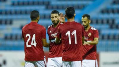 الأهلي ينتصر على المحلة بهدفي "تاو وسافيو" وينفرد بصدارة الدوري