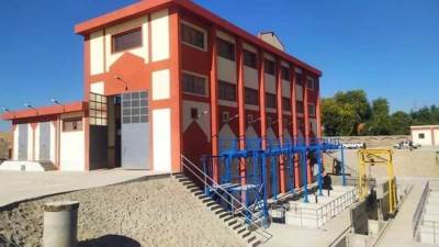 الموارد المائية: الإستلام الإبتدائي لمحطة إسنا الجديدة لخدمة 27 الف فدان بالأقصر