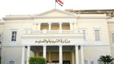 «التعليم»: الاستعانة بمعلمي المرحلة الإعدادية للعمل بالثانوية لسد العجز