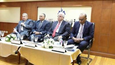 وزير التعليم العالي يشهد الجلسة الافتتاحية لندوة " قواعد الإسراع في التعليم للطلاب المُتفوقين"