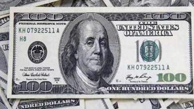 الأخضر يضرب من جديد.. ارتفاع سعر الدولار في ختام التعاملات بالبنوك