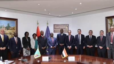 توقيع مذكرة تفاهم بين مصر وزامبيا لتعزيز التعاون فى مجال الاتصالات