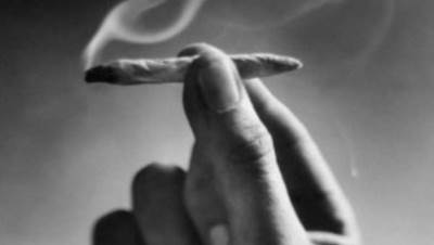 طفل ينجو من الموت بعد ابتلاعه قطعة «حشيش» بالغربية