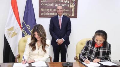 وزير الاتصالات يشهد توقيع اتفاقية تعاون بين جامعة مصر للمعلوماتية و"مايكروسوفت"