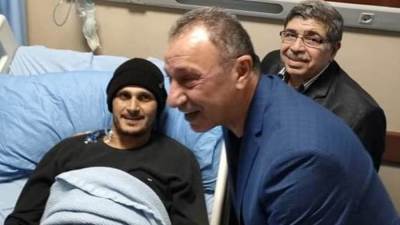 محمود الخطيب رئيس النادي الأهلي يزور مستشفى الزقازيق الجامعي بالعاشر من رمضان