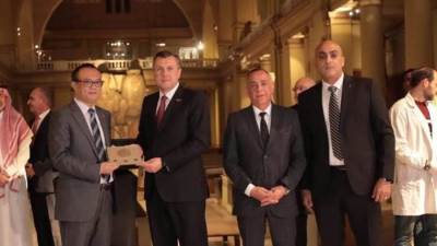 المتحف المصري بالتحرير يشهد مراسم تسليم 176 عملة أثرية لأربع دول