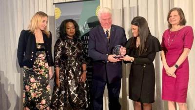 جامعة جورج واشنطن ومبادرة GE7 تكرمان د. رانيا المشاط بمنحها جائزة الأكثر تميزًا في أفريقيا