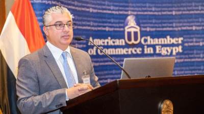 وليد جمال الدين: وضعنا في خطتنا الاستراتيجية قطاعات صناعية جديدة لخدمة مشروعات الوقود الأخضر