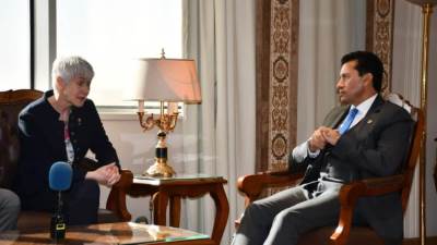 وزير الرياضة يستقبل رئيس الاتحاد الدولي للاسكواش