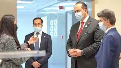 رئيس هيئة الرعاية الصحية يتفقد معرض المنامة الصحي الأول "منامة هيلث"