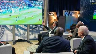 الرئيس الأمريكي يشيد بالأداء الرائع للمنتخب المغربي خلال بطولة كأس العالم