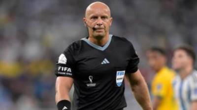 البولندى سيمون مارتشينياك حكما لنهائي كأس العالم 2022 بين الأرجنتين ضد فرنسا